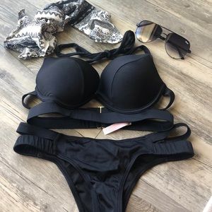 Victoria’s Secret Very Sexy Bikini
